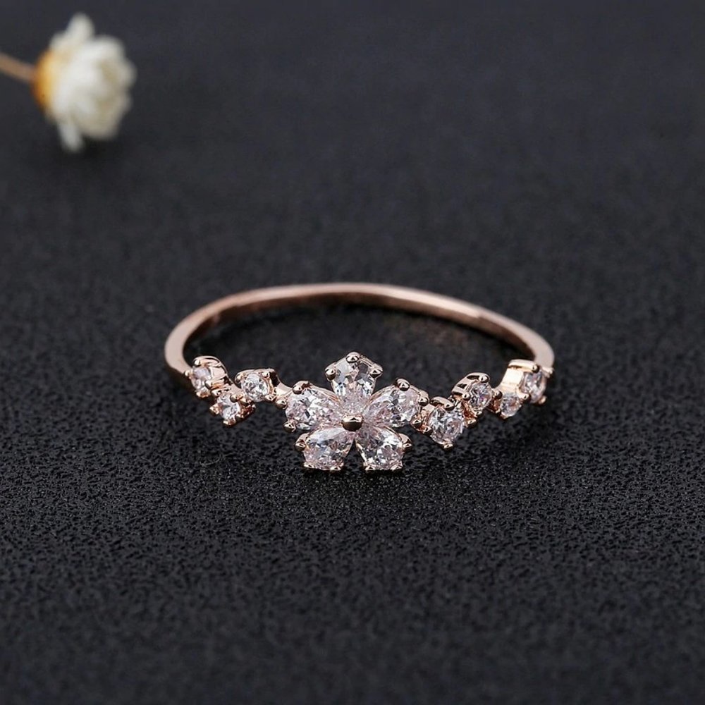 NEW 18K Rose Gold Diamond Flower Ring A - Picture 5 of 6